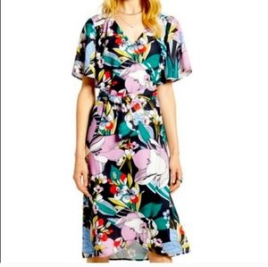 NEW HALOGEN NORDSTROM ZOLA Floral Print Wrap Dress size M.